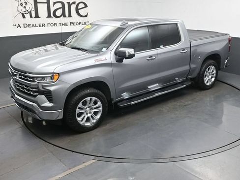 Used 2025 Chevrolet Silverado 1500 LTZ AWD/4WD image 43