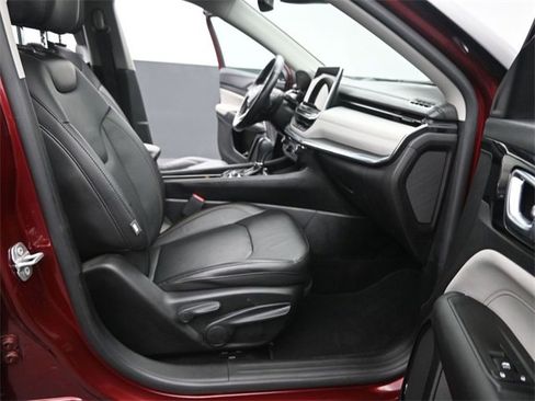 Used 2022 Jeep Compass Limited image 18