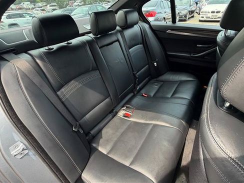 Used 2015 BMW 550i xDrive w/ M-Sport Package AWD/4WD image 22