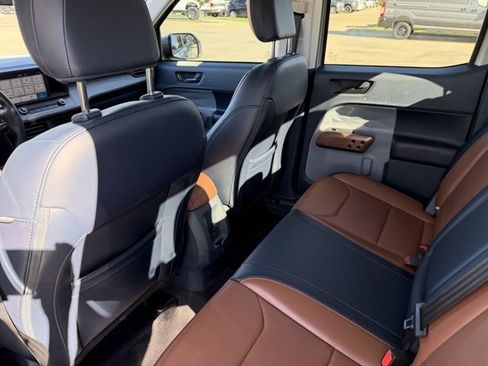 Certified 2022 Ford Maverick Lariat image 21