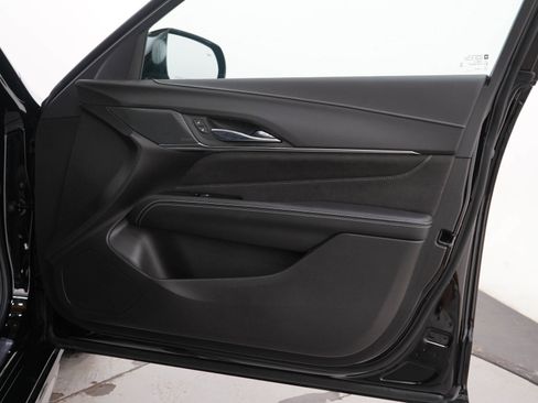 Used 2022 Cadillac CT4 V Blackwing w/ Carbon Fibre 1 Package RWD image 9