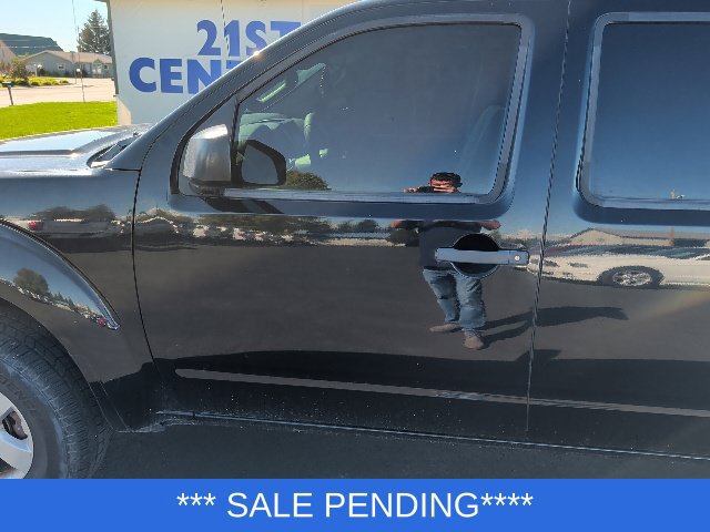 Used 2012 Nissan Frontier SV AWD/4WD image 9