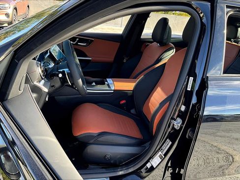 Used 2026 Mercedes-Benz C 43 AMG 4MATIC Sedan image 7