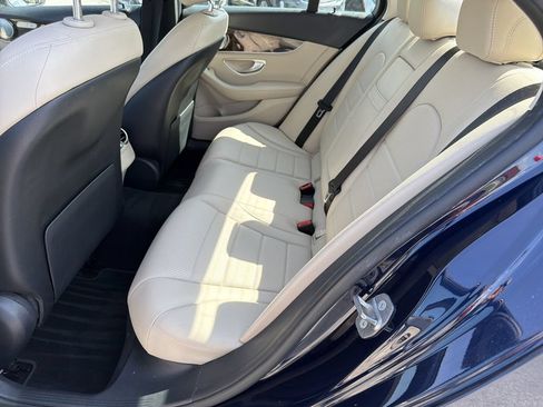 Used 2020 Mercedes-Benz C 300 Sedan image 16