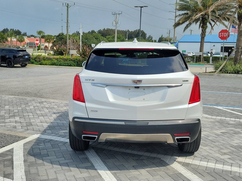 Used 2019 Cadillac XT5 Platinum AWD/4WD image 4