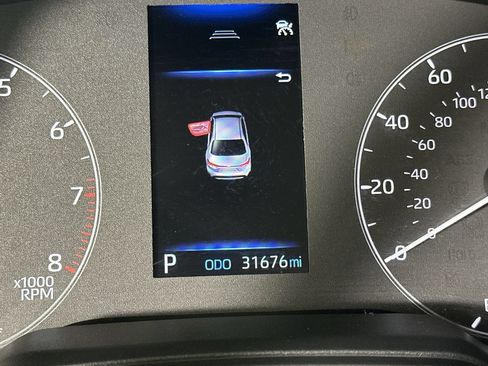 Used 2024 Toyota Corolla LE FWD image 15