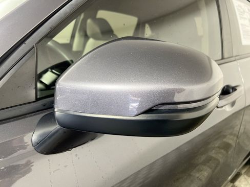 Used 2023 Honda HR-V LX image 13