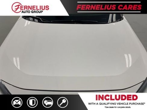 Used 2022 Toyota RAV4 LE image 9