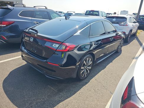 Used 2022 Honda Civic EX-L image 4