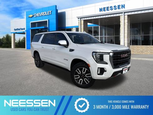 Used 2024 GMC Yukon XL AT4 w/ Technology Package AWD/4WD image 1