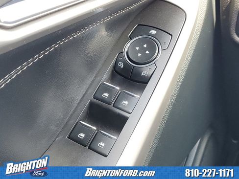 Certified 2024 Ford Explorer XLT w/ Equipment Group 202A AWD/4WD image 17