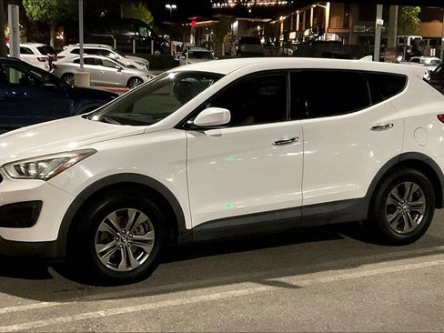 Used 2014 Hyundai Santa Fe Sport image 1