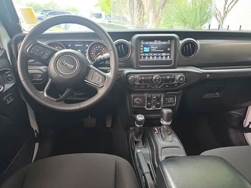 Used 2023 Jeep Wrangler Unlimited Sport AWD/4WD image 8