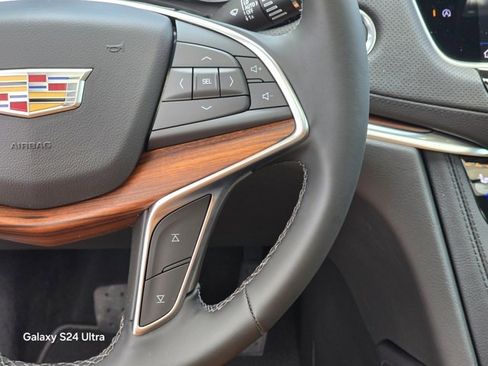 New 2025 Cadillac XT5 Premium Luxury image 23