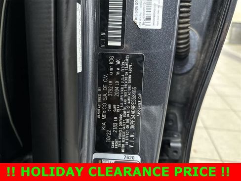 Used 2023 Kia Forte GT-Line image 14