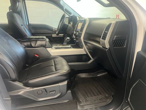 Used 2019 Ford F150 Lariat AWD/4WD image 36