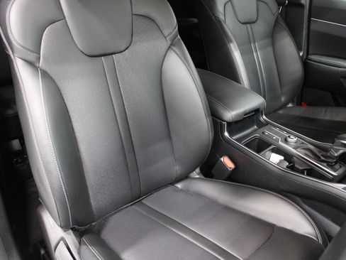 Used 2021 Kia Sorento S FWD image 27