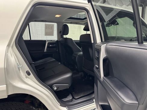 Used 2020 Toyota 4Runner Limited AWD/4WD image 48