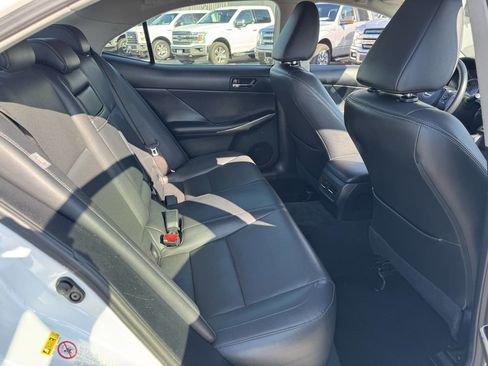Used 2014 Lexus IS 250 image 15