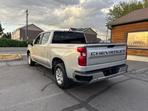 Used 2021 Chevrolet Silverado 1500 LT AWD/4WD image 7