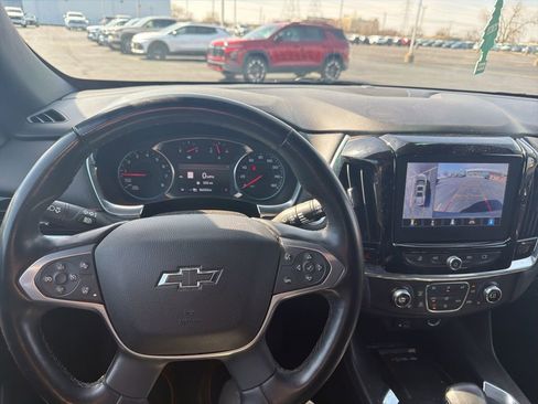 Used 2023 Chevrolet Traverse RS image 14