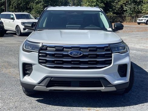 New 2025 Ford Explorer Active image 23