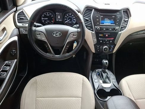 Used 2017 Hyundai Santa Fe Sport FWD image 12