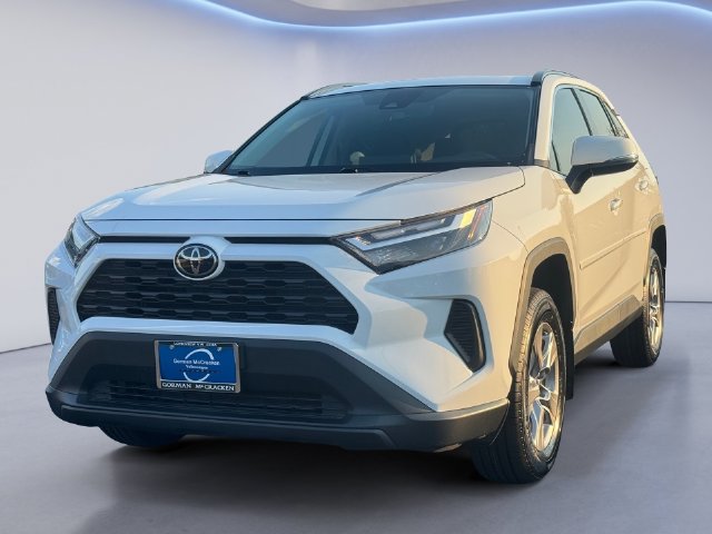 Used 2023 Toyota RAV4 XLE w/ Convenience Package FWD image 7