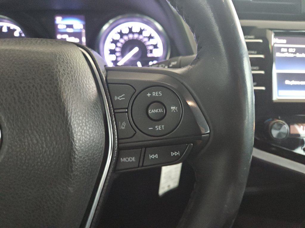 Used 2020 Toyota Camry SE FWD image 20