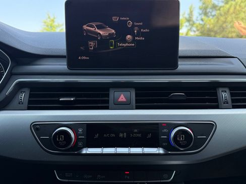 Used 2017 Audi A4 2.0T Premium FWD image 29