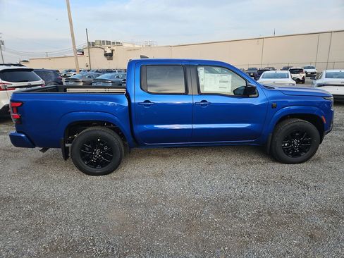 New 2026 Nissan Frontier SV w/ SV Convenience Package AWD/4WD image 6