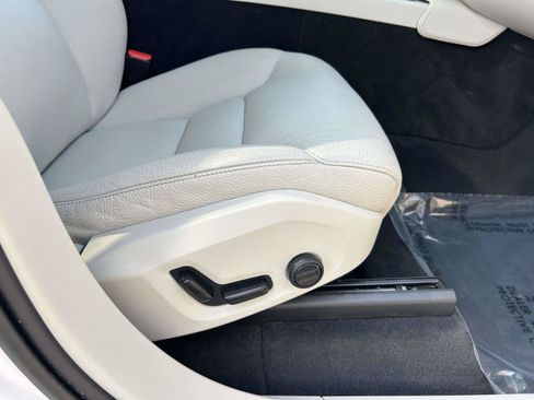 Certified 2023 Volvo XC90 T8 Plus w/ Protection Package Premier AWD/4WD image 20