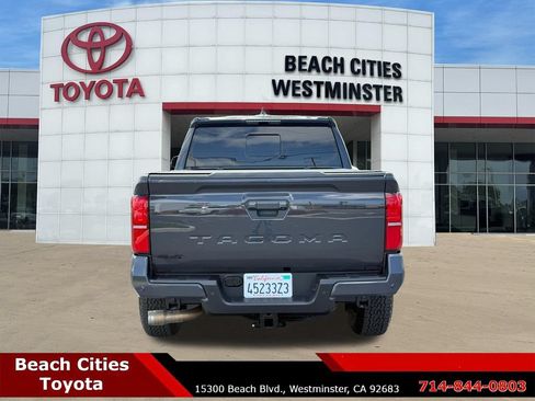 Certified 2024 Toyota Tacoma TRD Off-Road w/ TRD Off Road Upgrade Package AWD/4WD image 10