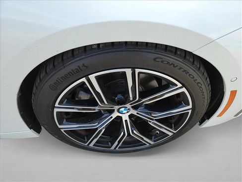 Used 2022 BMW 230i Coupe w/ Premium Package 2 RWD image 10