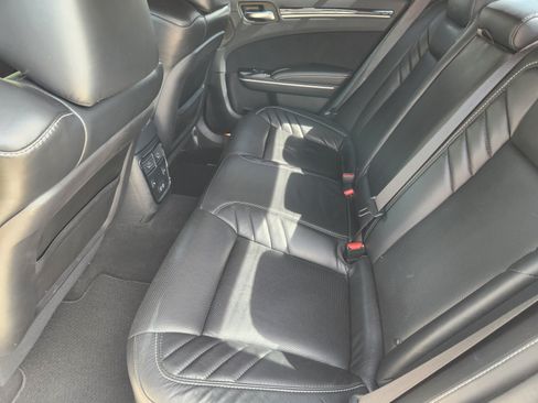 Used 2023 Chrysler 300 C RWD image 13