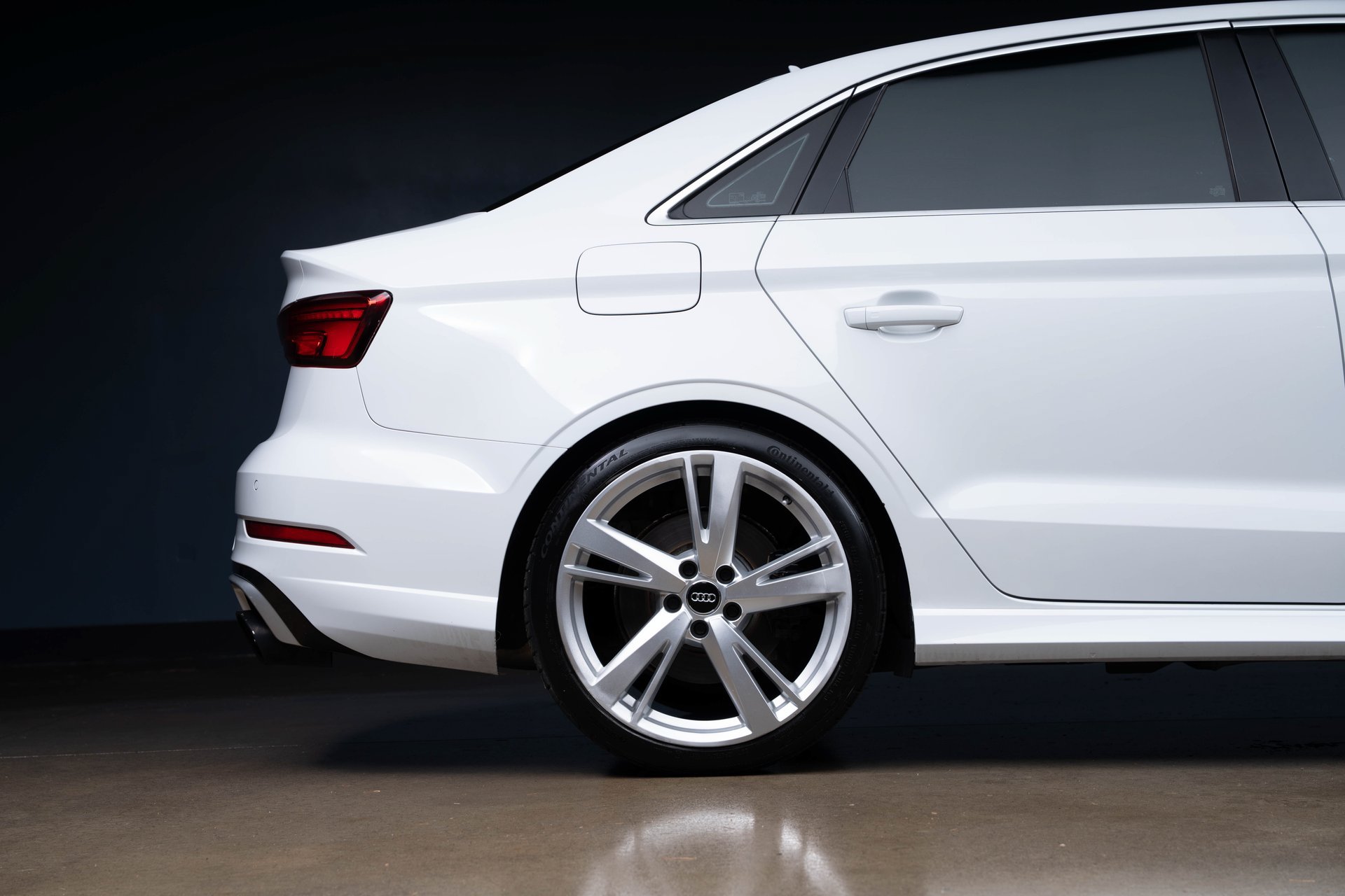 Used 2018 Audi RS 3 AWD/4WD image 37