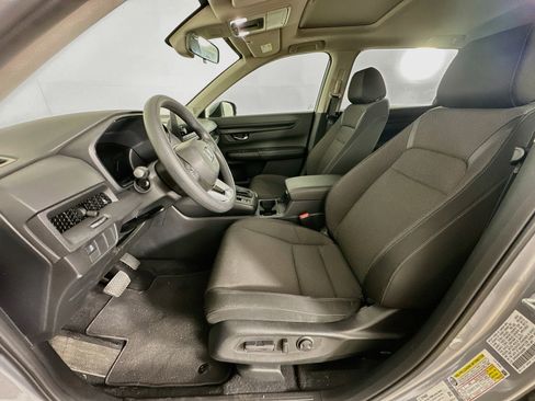 Used 2025 Honda CR-V EX image 13
