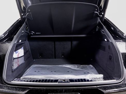 New 2026 Porsche Cayenne GTS image 12