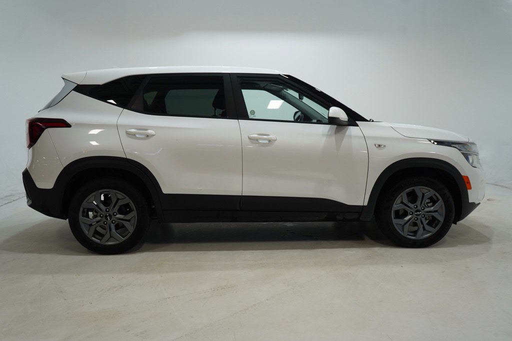 Used 2026 Kia Seltos LX FWD image 9