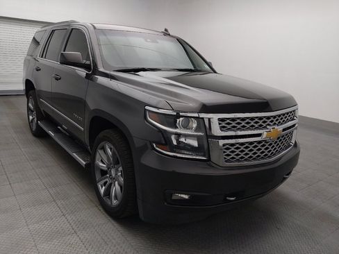 Used 2018 Chevrolet Tahoe LT w/ LT Signature Package RWD image 13