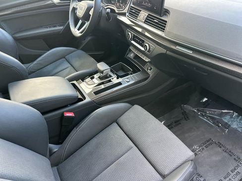 Used 2025 Audi SQ5 Premium Plus w/ Premium Plus Package AWD/4WD image 16