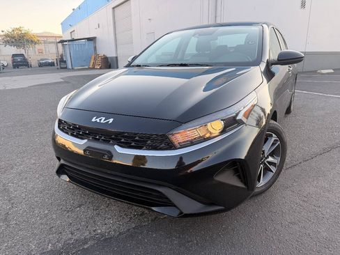 Used 2024 Kia Forte LXS FWD image 12