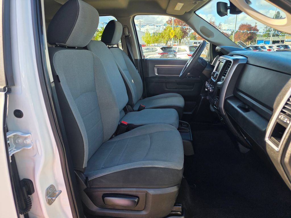 Used 2021 RAM 1500 Classic SLT w/ Protection Group AWD/4WD image 21