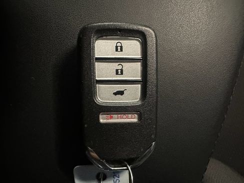 Used 2019 Honda HR-V EX image 17