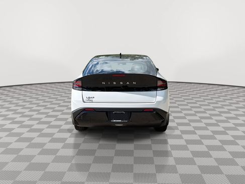 New 2026 Nissan Leaf SV+ w/ Floor Mat Package (SV+) FWD image 9