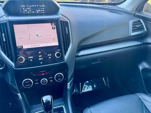 Used 2021 Subaru Forester Limited image 31