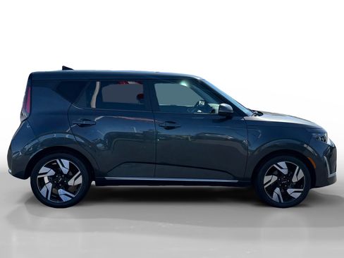 Used 2023 Kia Soul GT-Line FWD image 6