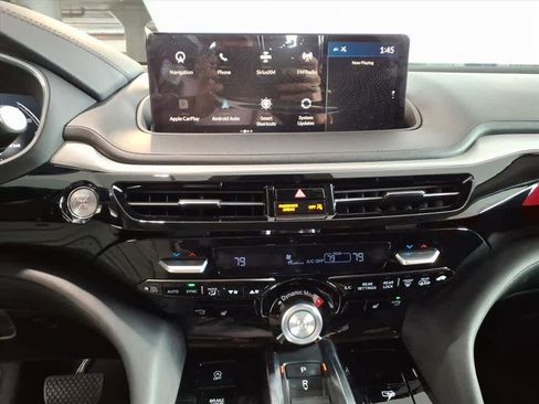 Used 2024 Acura MDX SH-AWD w/ Technology Package image 14