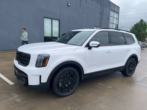 Used 2025 Kia Telluride SX X-Line AWD/4WD image 4