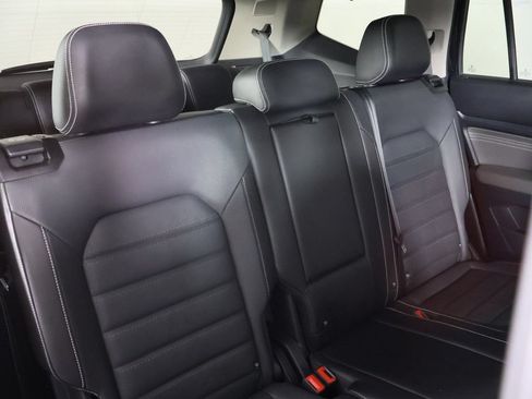 Used 2023 Volkswagen Atlas SEL Premium R-Line AWD/4WD image 37
